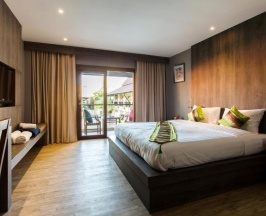 Двухместный номер Standard с видом на бассейн двуспальная кровать в Отель Naiya Buree Boutique Resort