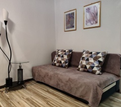 Квартира в Апартаменты на Якутск, 203 мкр, корп. 6, "Эмма"
