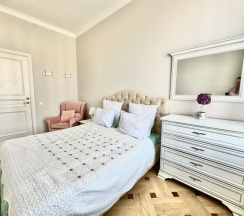 3ех комнатная квартира. пр. Невский д.63 в Goodrest
