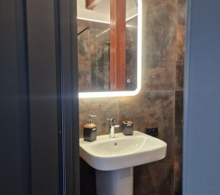 Двухместный номер Standard с балконом 2 отдельные кровати в Loft