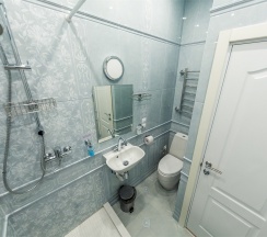 Люкс с балконом в Home Aparts