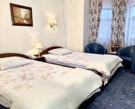 Стандарт с балконом и 2 кроватями в Сигнал