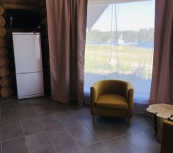 Коттедж с 2 комнатами с красивым видом из окна в Ригола