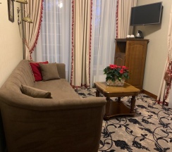 2-комнатный номер люкс премиум в Барский флигель