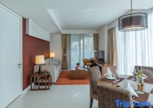 Апартаменты Deluxe с 2 комнатами в Oakwood Residence Sukhumvit 24 Bangkok