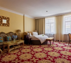Люкс с сауной в The Rooms Boutique Hotel