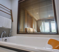 Номер Deluxe с видом на бассейн в Tup Kaek Sunset Beach Resort