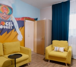 3-комнатные апартаменты с джакузи на террасе и видом на горы в Boogel Woogel bar&hotel