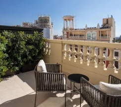 Двухместный номер Superior (двуспальная кровать) в Senator Gran Vía 70 Spa Hotel