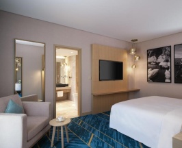 Люкс c 1 комнатой в Maani Muscat Hotel & Suites