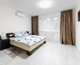 Двухместный люкс двуспальная кровать в Мак