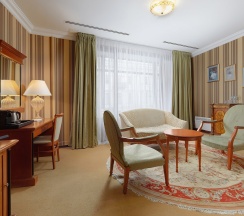 Джуниор сюит в Author Boutique Hotel