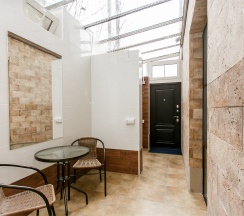 Апартаменты "На листопадной 15А" в Саквояж