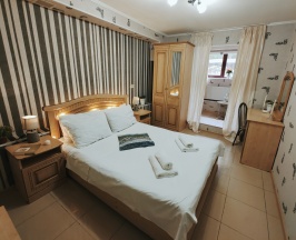 2х местный стандарт плюс с видом на бассейн  (номер на цокольном этаже) в Эргес