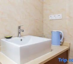 Трёхместный номер Deluxe в Holiday Inn Shanghai Dianhu (Zhujiajiao Scenic Area Ancient Town)