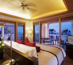 Двухместный номер Premium Deluxe с балконом двуспальная кровать в Отель Centara Grand Beach Resort Phuket