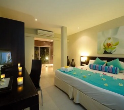 Номер Standard с балконом и с красивым видом из окна в Ocean Villas