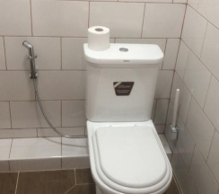 Кровать в 6-местном общем номере (мансарда) в City hostel
