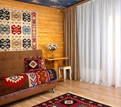 Двухместный комфорт с общей террасой и видом на горы | 2 этаж в Hayat Haus