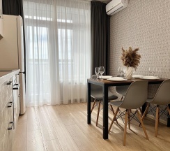 Апартаменты студия в Rental Family Rooms (Рентал Фэмили) на улице Лётчика Колесниченко