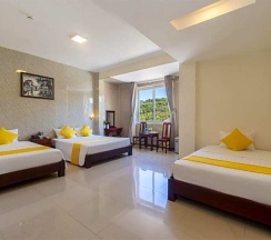 Семейный номер Standard с видом на горы в KLC Holidays Phu Quoc Hotel