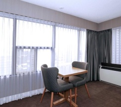 Двухместный номер Standard двуспальная кровать в Sandman Signature Calgary Downtown Hotel