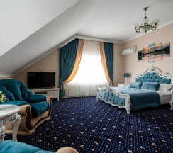 Номер люкс с 1 двуспальной кроватью в Djump hotel