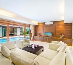 Вилла с 4 комнатами в Tropicana Pool Villa