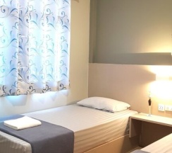 Двухместный номер Standard 2 отдельные кровати в Baan Chanasongkram - Hostel