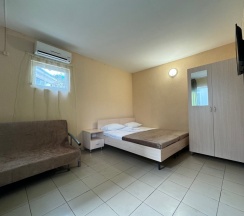 Трёхместный номер Comfort с балконом в Империя