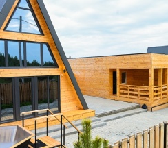 A-frame house в Природа