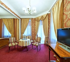 Семейный люкс с балконом в Baryshkoff