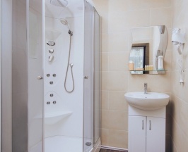 Стандарт 2-х местный с проекционным дизайном в Ring Road Hotel