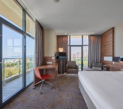 Номер Executive, с панорамным видом на море - с двуспальной кроватью в Pullman Sochi Centre