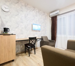 Двухместный номер с большой двуспальной кроватью СТАНДАРТ ПЛЮС в Морской