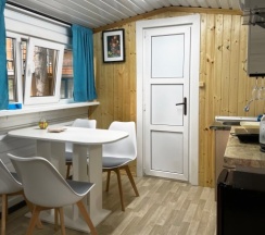 Четырехместный гостевой домик "Релакс" 35 кв. м. в Архыз шале хаус