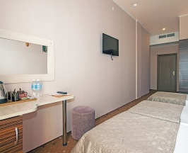 Трехместный номер с балконом в Санмаринн