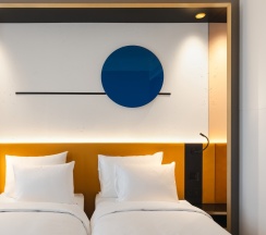 Представительский Твин с видом на город в Maidens Hotel Moscow