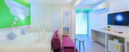 Двухместный номер Deluxe (двуспальная кровать) в The Tint at Phuket town