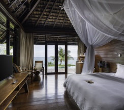 Двухместная Pool Villa Scenic (South) с видом на океан двуспальная кровать в Silavadee Pool Spa Resort