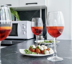 1-комнатные апартаменты улучшенные в ApartMari