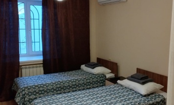 Двухместный номер с внешней ванной комнатой в Space aparts and rooms