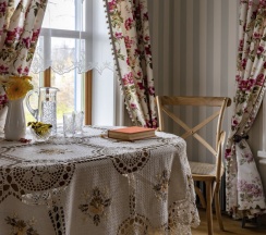 Двухместный люкс Супер двуспальная кровать в Пестово подворье