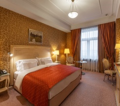 Двухместный номер Коллекшен Супериор (2 отдельные кровати) в Radisson Collection Москва