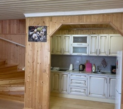 Шестиместные апартаменты Дуплекс с балконом в Завирье