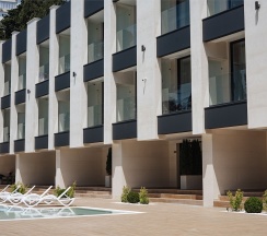 Студия с выходом к бассейну в Монтевиль by Adamand Resort