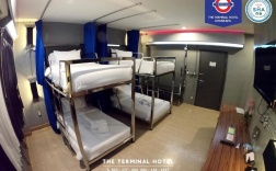 Четырёхместный номер Classic в The Terminal Khon Kaen Hotel