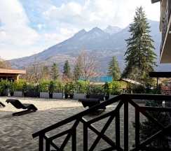 Студия ЛЕС с панорамой на горы. Бассейн. Баня. в Панорама Ачишхо