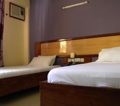 Двухместный номер Standard 2 отдельные кровати в Iris Hotel