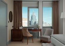 KING DELUXE CITY VIEW ROOM в Chekhoff hotel Moscow curio collection by Hilton